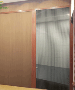 Vách tổ ong kết hợp lưới chống muỗi – Hệ xếp xích Luxury 4.5 – Vân gỗ