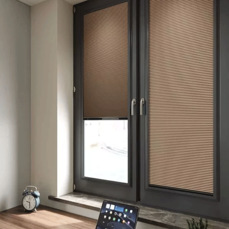 Vách tổ ong ngăn phòng bếp và phòng khách mã FSV001